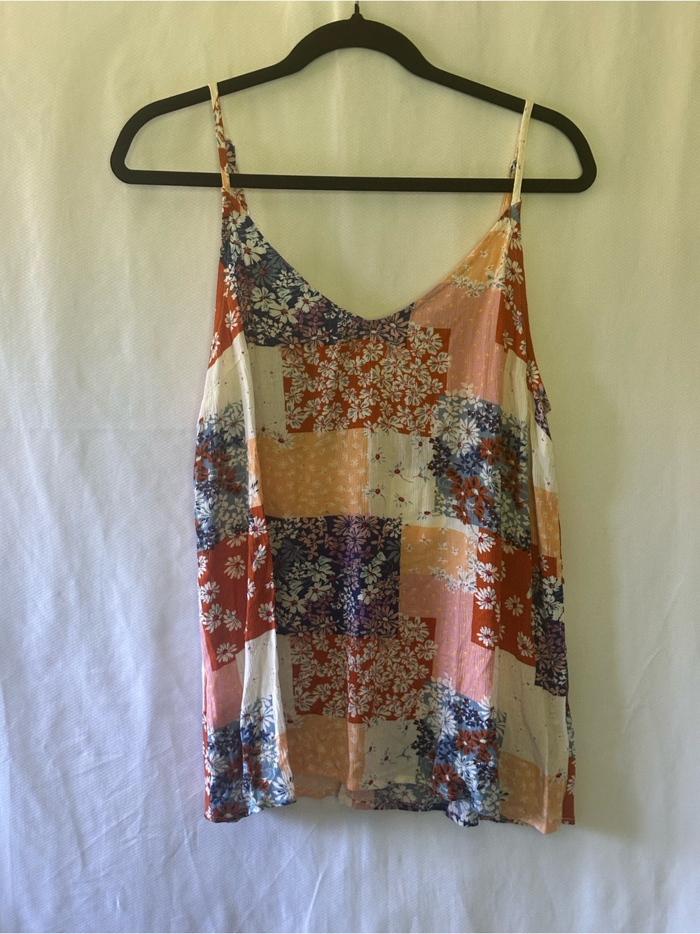 In February Patchwork Floral Cami Tank Top Boho Sleeveless Blouse Medium NWT